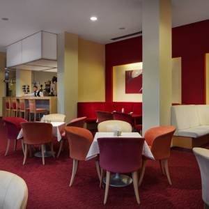 Lobby Bar 