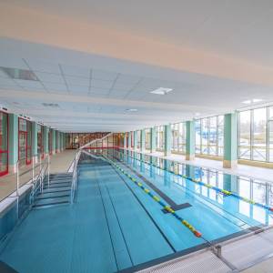 Sportschwimmbecken